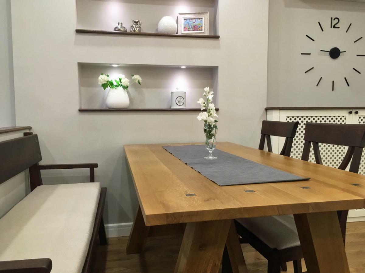 A Luxury Apartment With Patio And Bbq Sofia Esterno foto