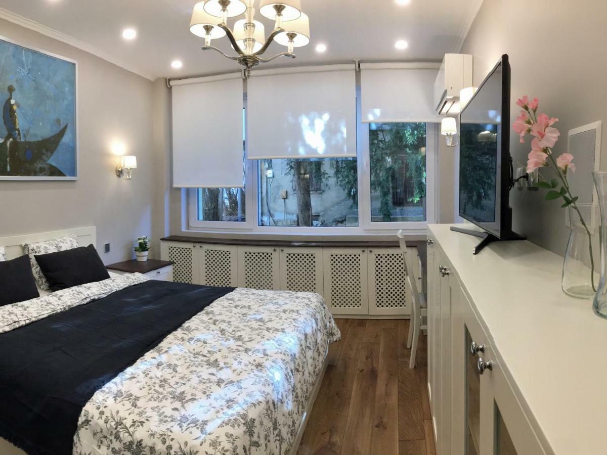 A Luxury Apartment With Patio And Bbq Sofia Esterno foto